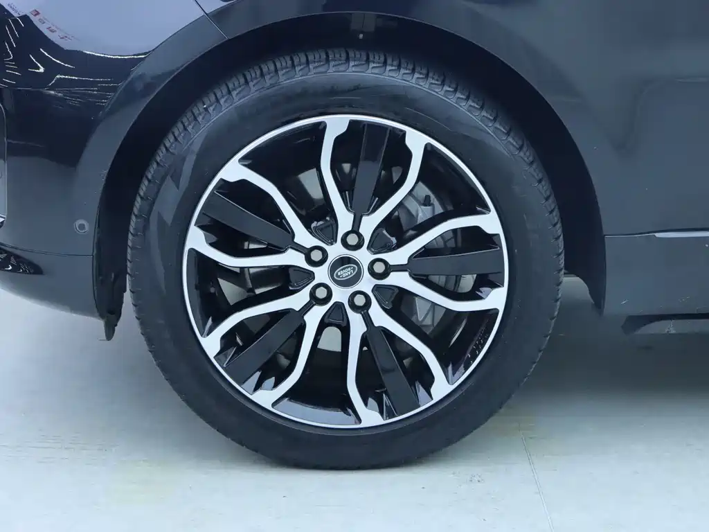 Range Rover Sport 2022 3.0L 6-Cylinder Black Edition