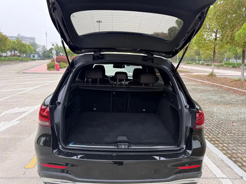 Mercedes-Benz GLC 2020 GLC 300 L 4MATIC Dynamic Edition