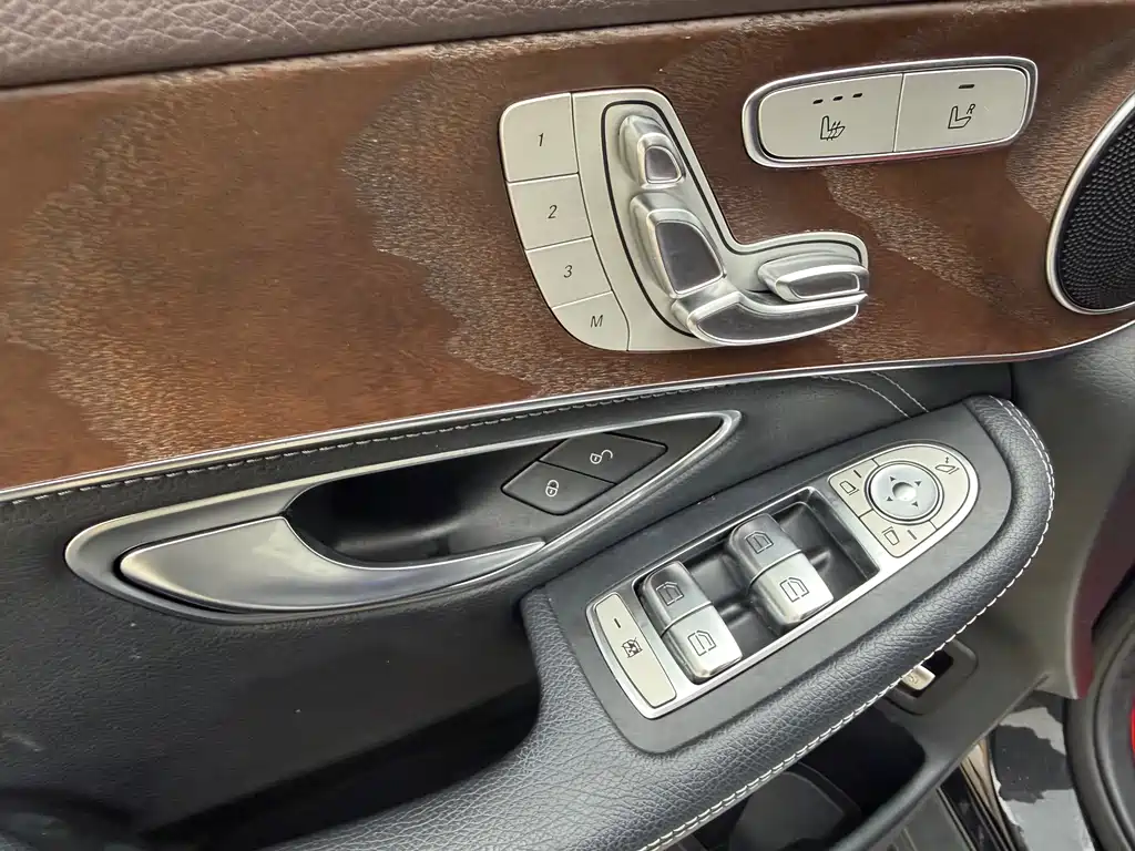 Mercedes-Benz GLC 2020 GLC 300 L 4MATIC Dynamic Edition