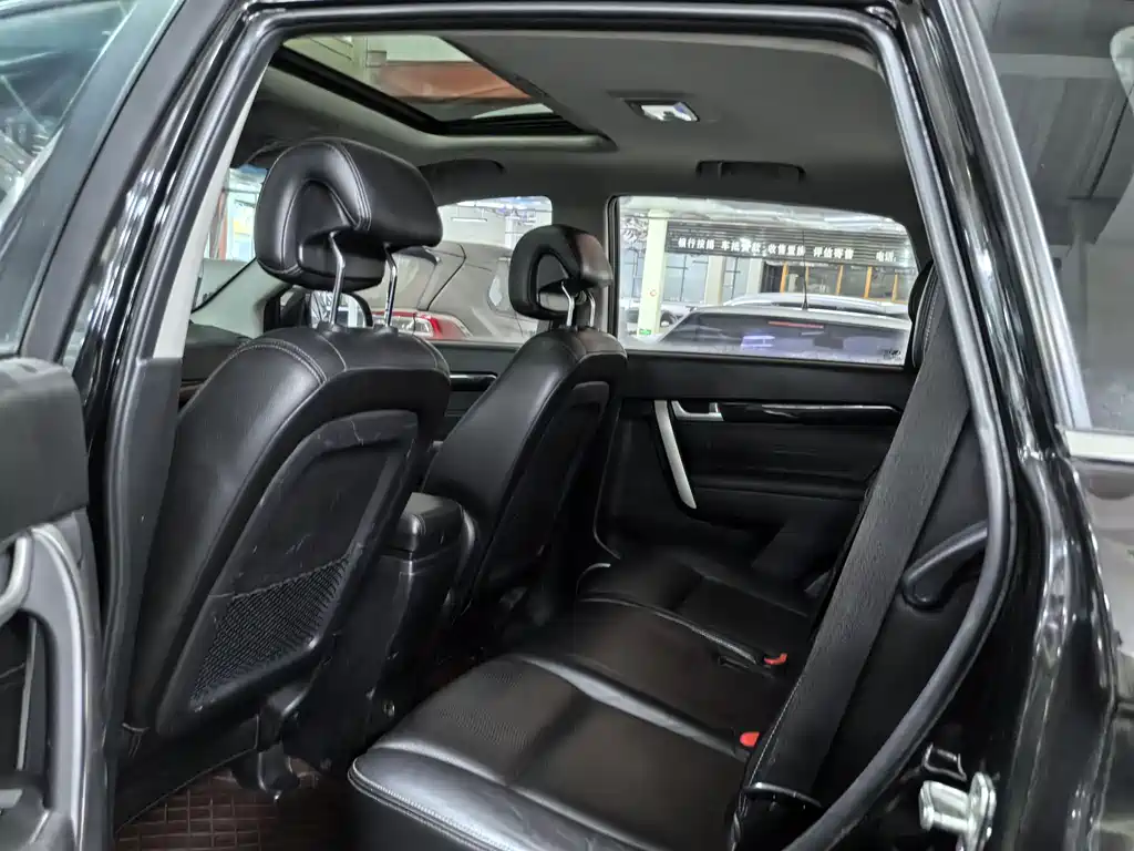 Chevrolet Captiva 2017 2.4L AWD Flagship Edition 7-Seater