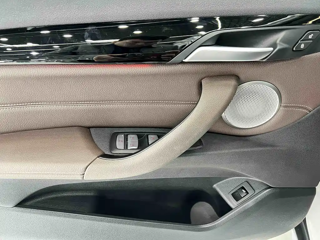 BMW X1 2022 sDrive20Li Fashion Edition