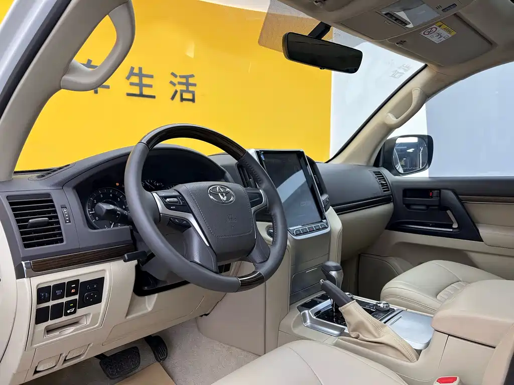 Toyota Land Cruiser 2017 4.0L Automatic
