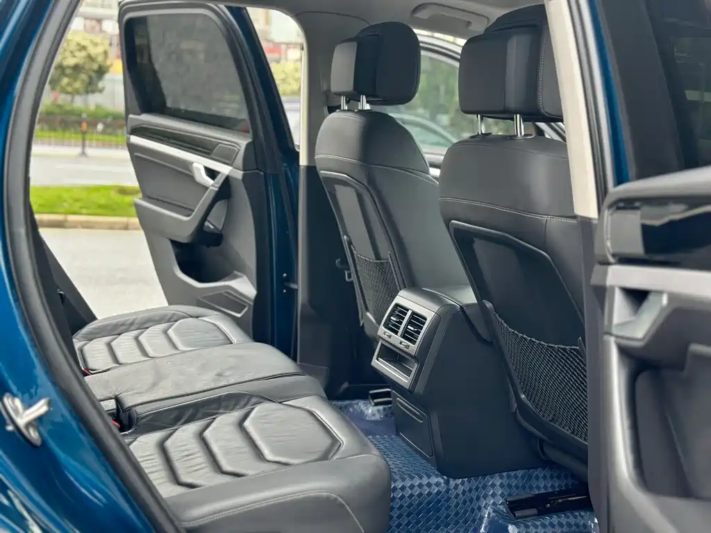 Touareg 2019 2.0TSI Navigator Edition China VI