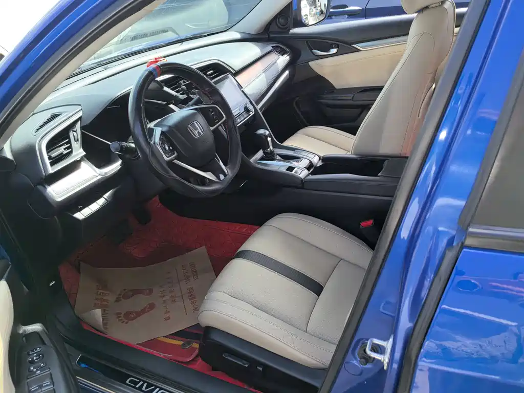Civic 2016 220TURBO CVT Prestige Edition