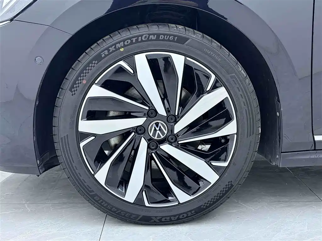 Volkswagen Passat 2022 330TSI Highline