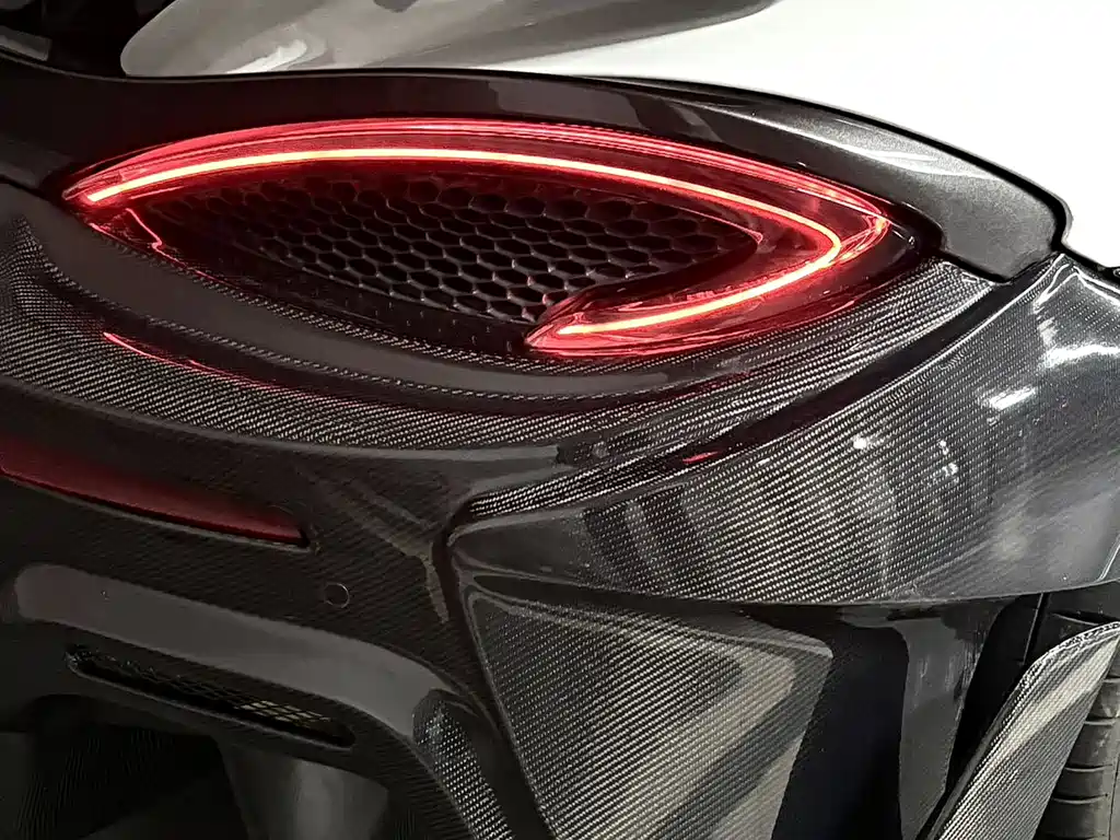 McLaren 570S 2015 3.8T Coupe