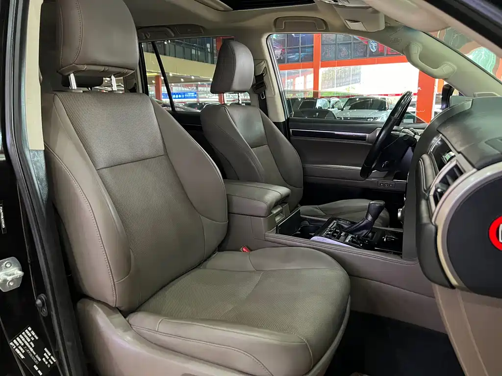 Lexus GX 460 2019 Middle East Edition