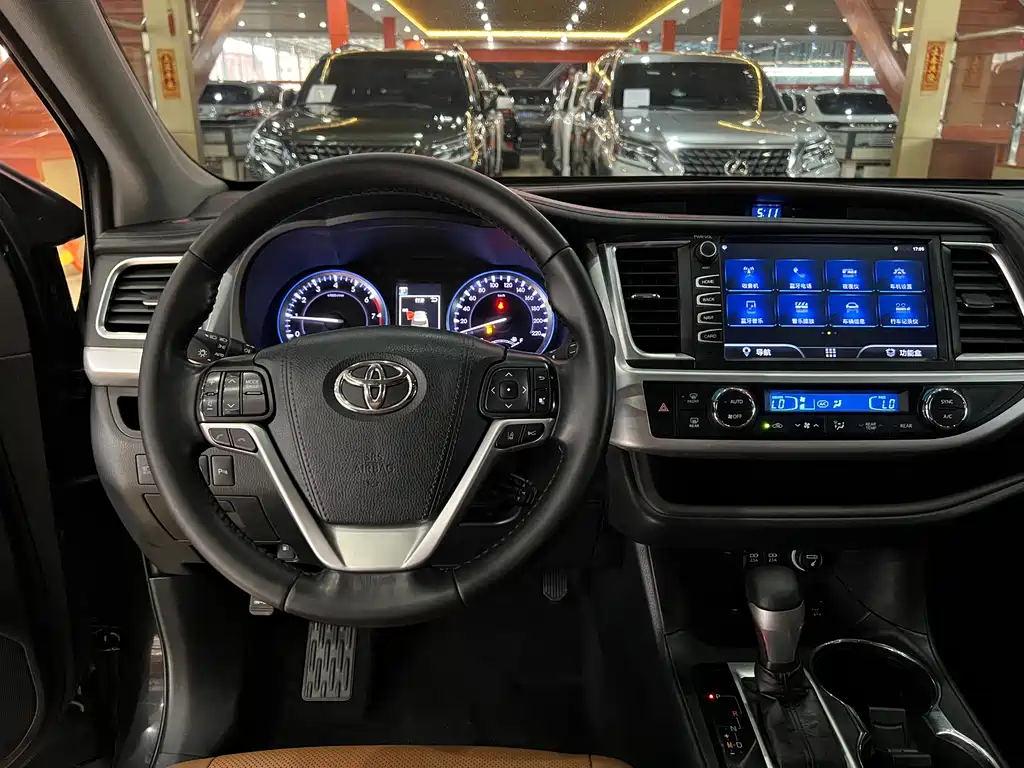 Toyota Highlander 2018 2.0T AWD Knight Edition 7-Seater China VI