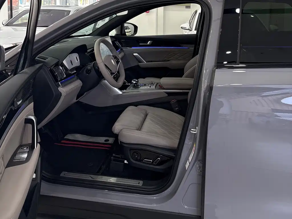 Tang New Energy 2025 Intelligent Driving Edition DM-i 115KM Flagship