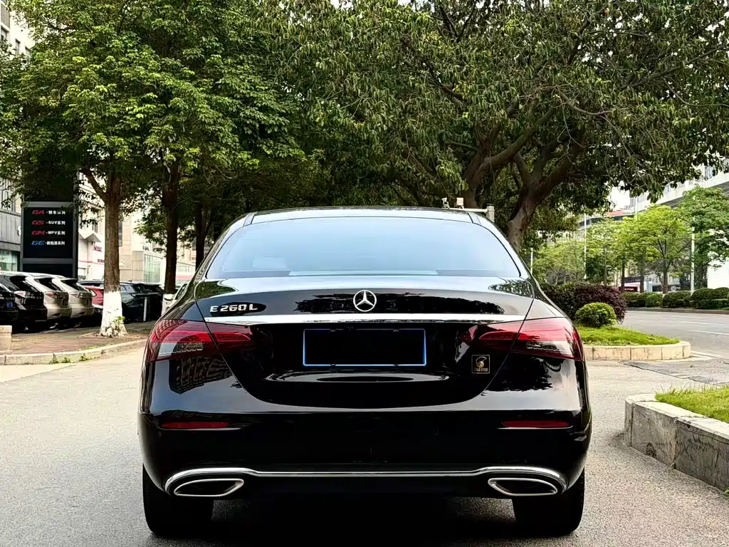 Mercedes-Benz E-Class 2021 Facelift E 260 L