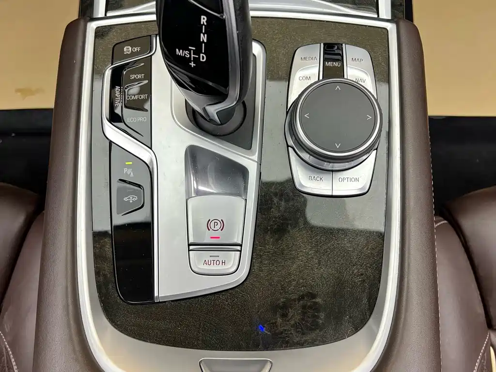 BMW 7 Series 2019 740Li Leading Edition M Sport Package
