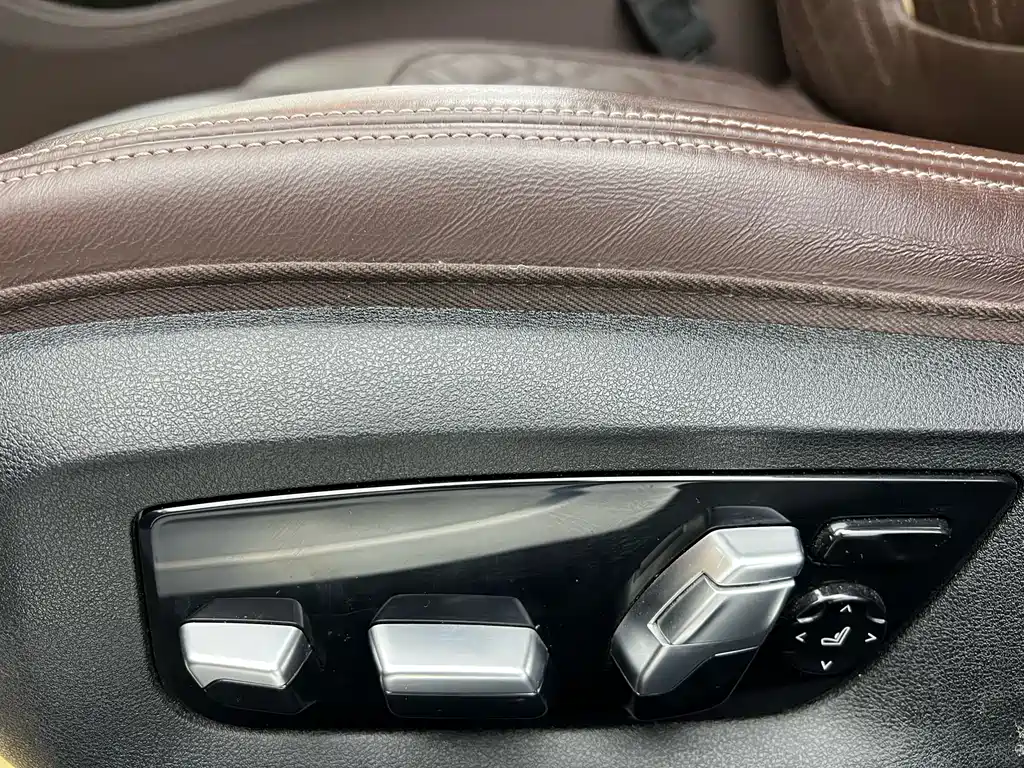 BMW 7 Series 2019 740Li Leading Edition M Sport Package