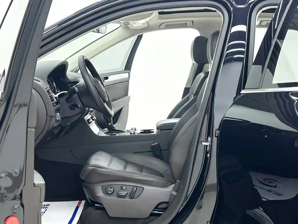 Volkswagen Touareg 2017 3.0 TSI