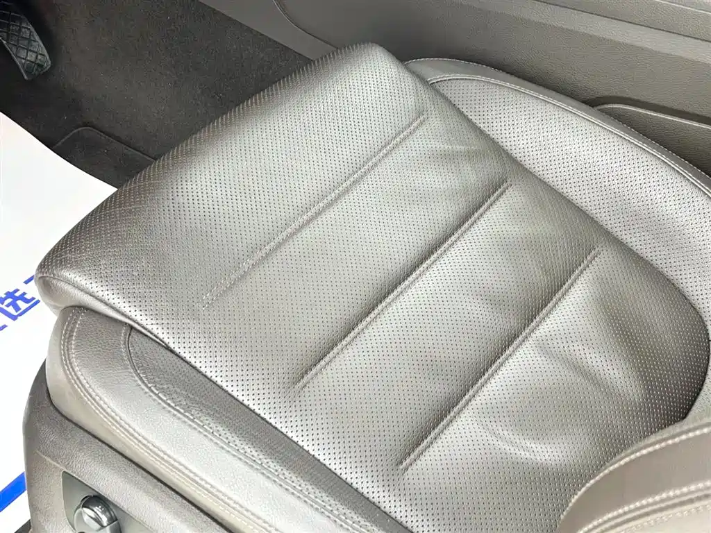 Volkswagen Touareg 2017 3.0 TSI