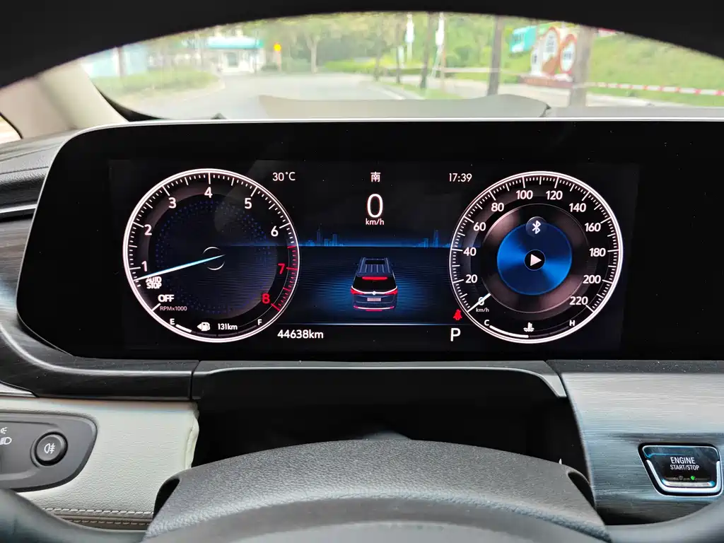 Buick GL8 2023 ES Luxury Comfort Trim