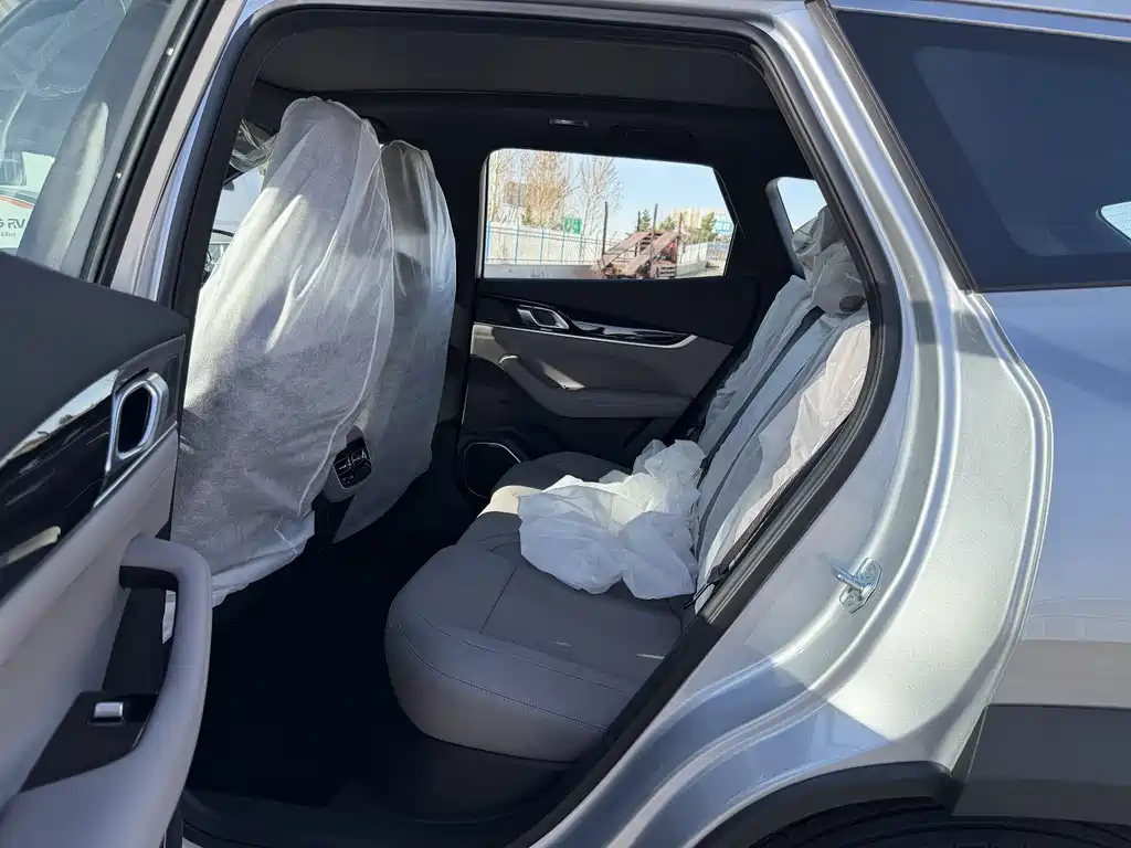 Geely Boyue L 2025 4th Generation 1.5TD DCT Qicheng