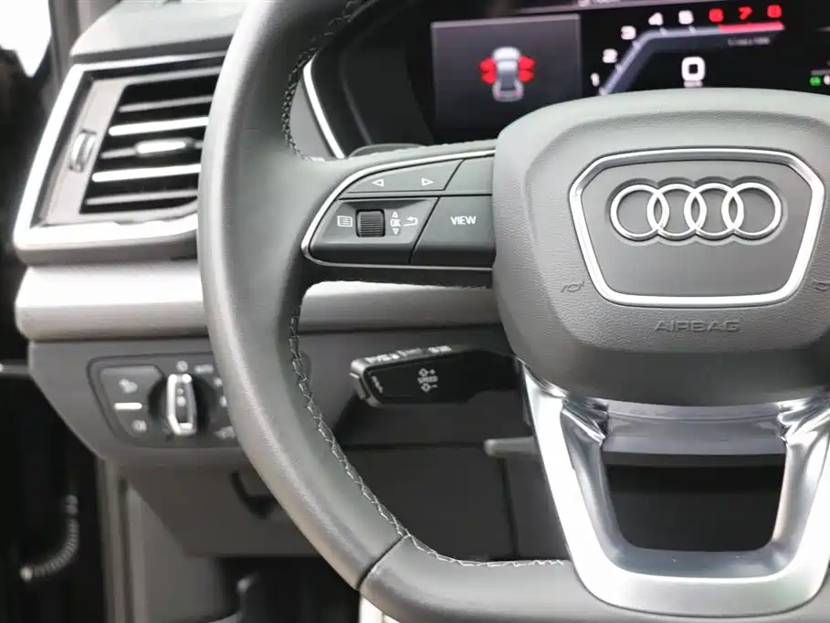 Audi Q5L 2025 45th Anniversary Edition 40 TFSI Luxury Dynamic