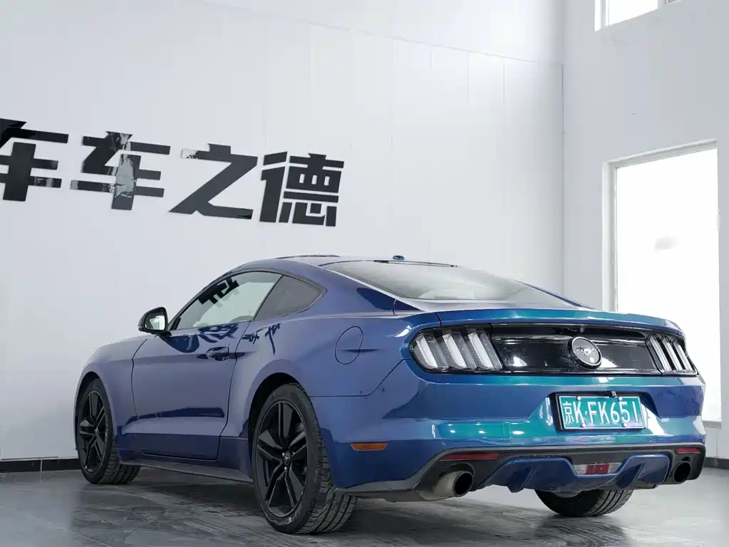 Ford Mustang 2017 2.3T Performance Edition