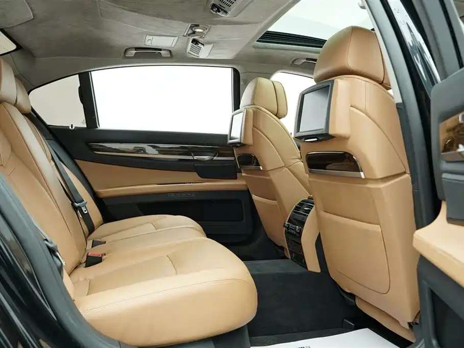 BMW 7 Series 2010 760Li