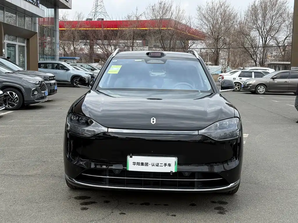 AITO M9 2025 EREV Ultra Edition 52kWh 6-Seater with 192-Line LiDAR