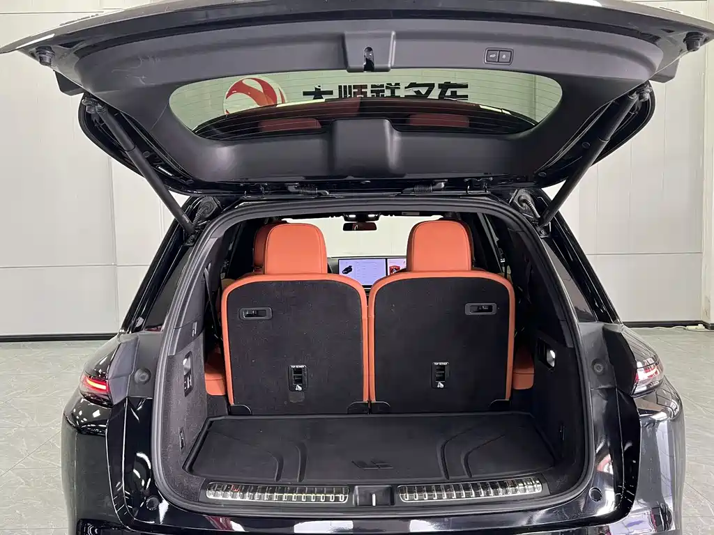 Li Auto L8 2024 Pro