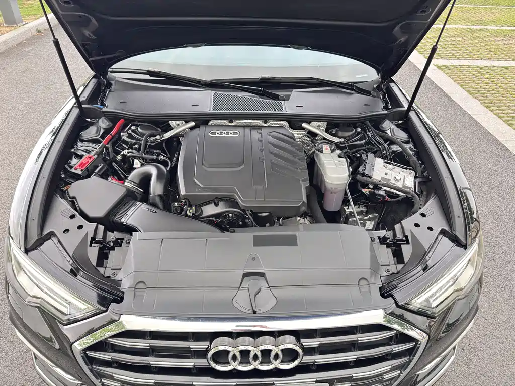 Audi A6L 2024 45 TFSI臻选动感型