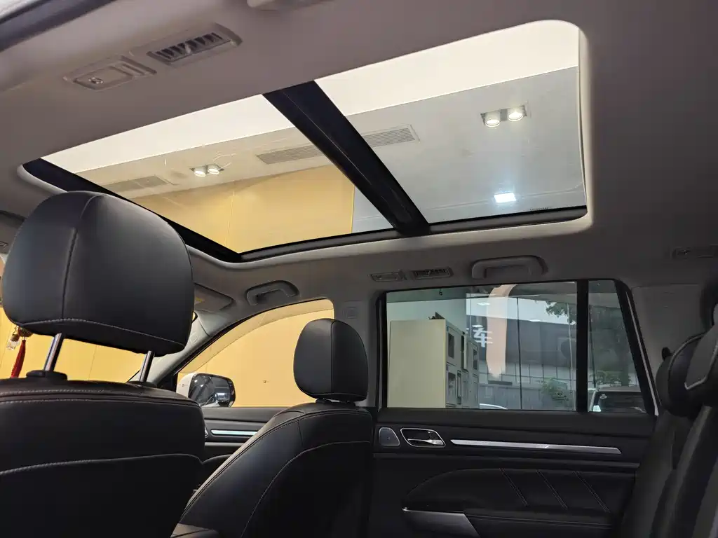GAC Trumpchi GS8 2020 390T FWD Luxury Smart Connect Edition (7-Seater)
