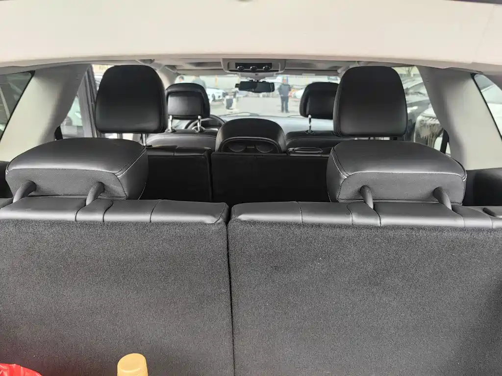 Dodge Journey 2013 2.4L FWD Premium Edition