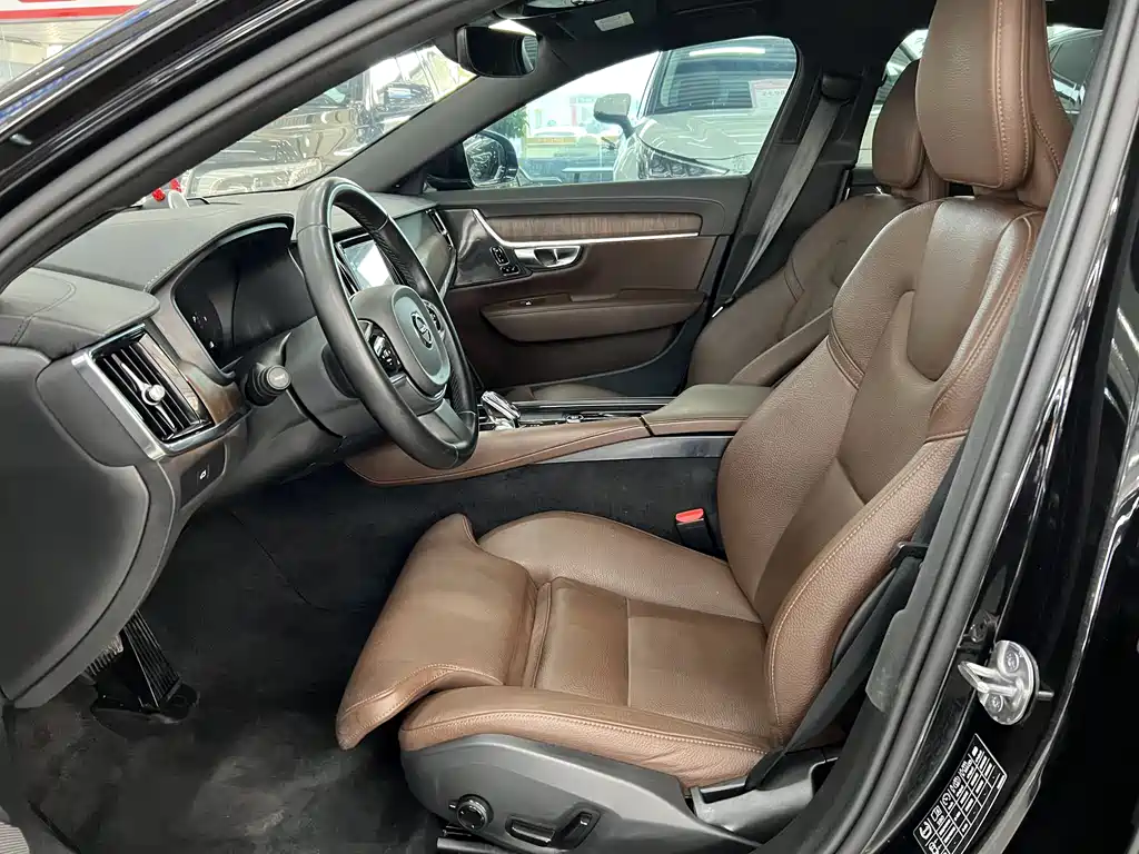 Volvo S90 2024 B5 Inscription