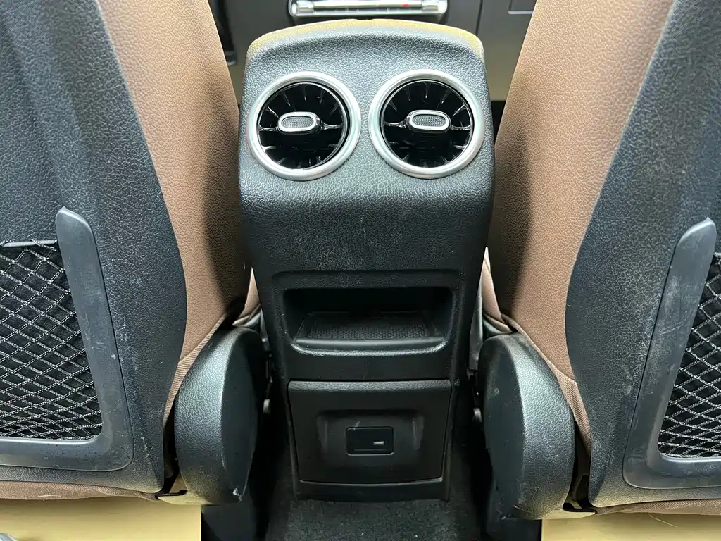 Mercedes-Benz GLB 200 Fashion Edition 2023