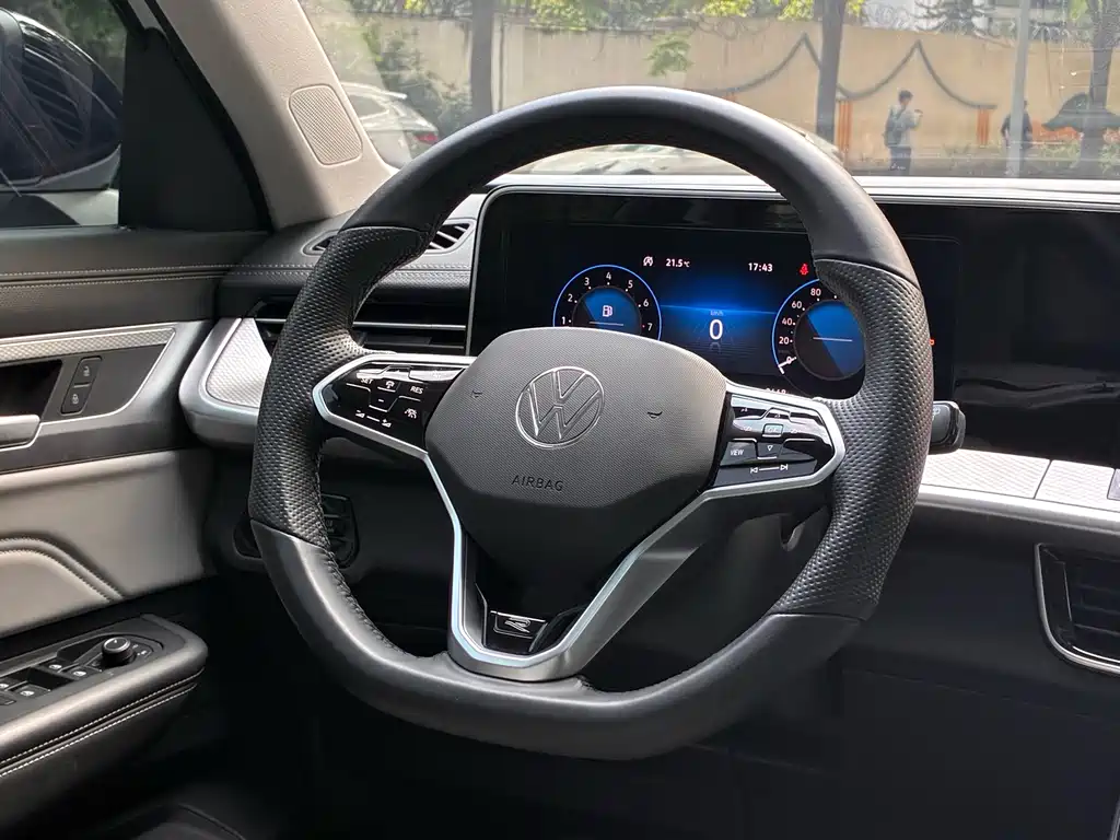 Volkswagen Tavendor 2023 380TSI AWD R-Line Edition