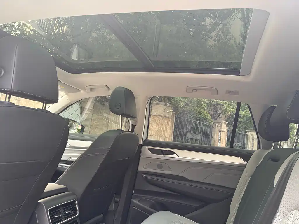 Volkswagen Tavendor 2023 380TSI AWD R-Line Edition