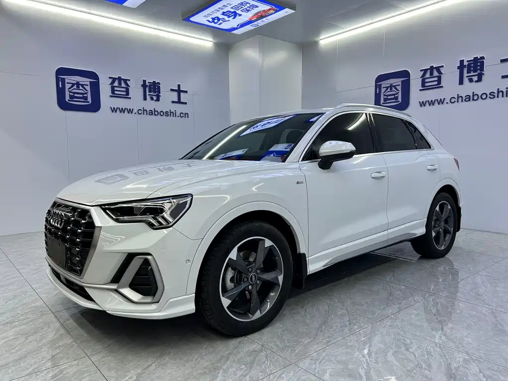 Audi Q3 2023 35 TFSI Sport