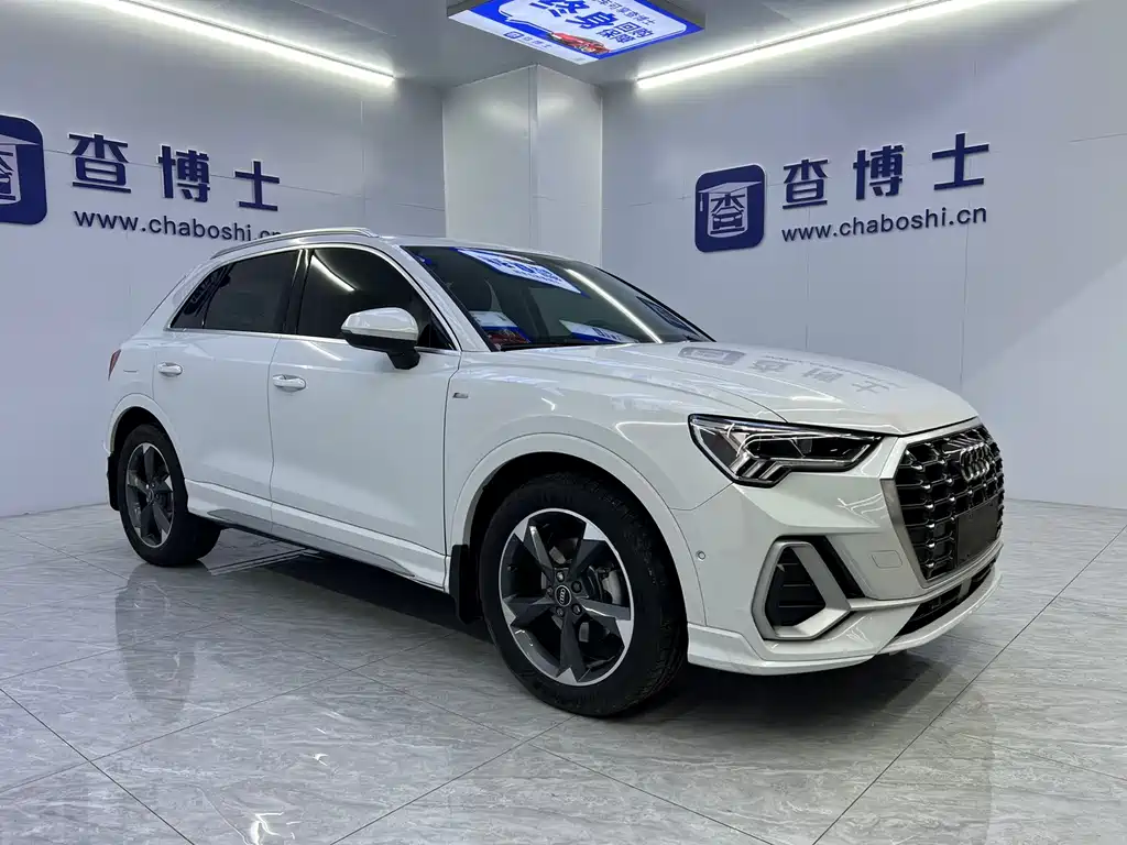 Audi Q3 2023 35 TFSI Sport