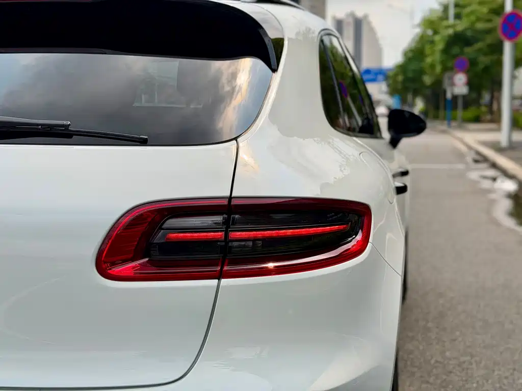 Porsche Macan 2017 2.0T