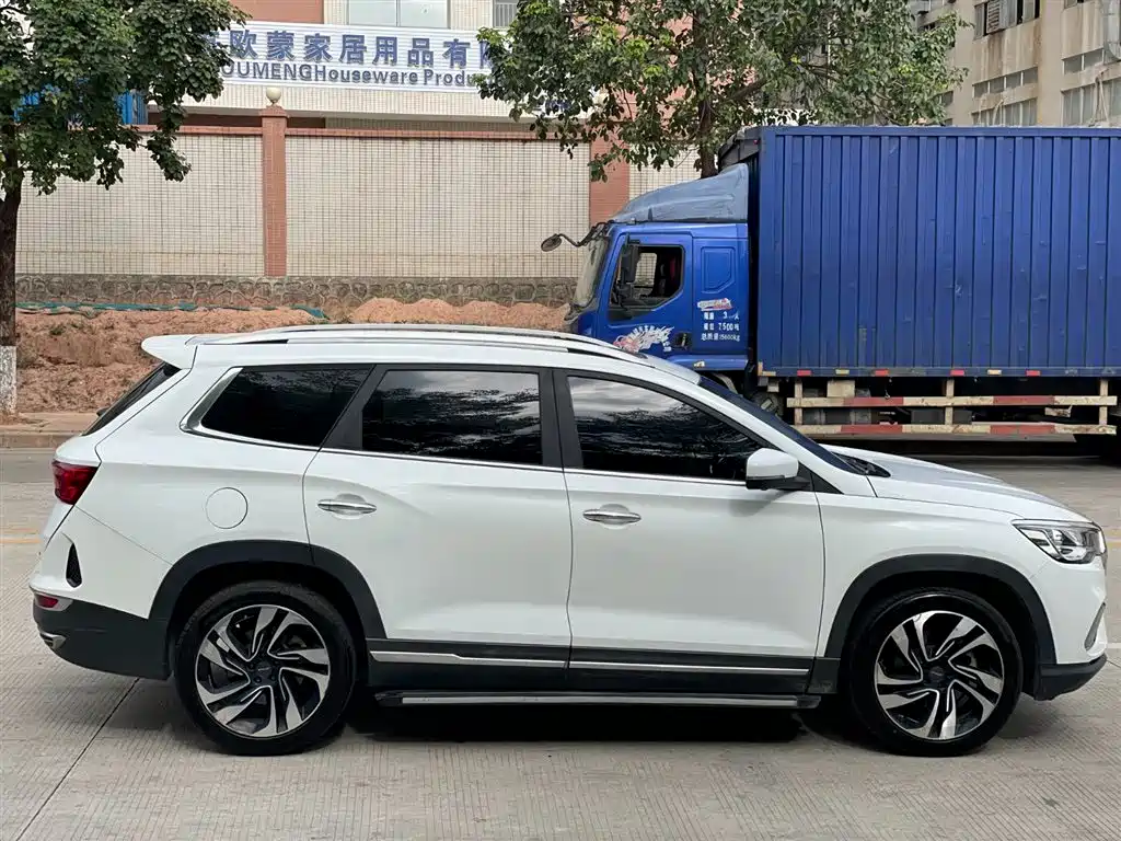 Jetour X90 2019 1.5T Automatic Premium 6-Seater China V