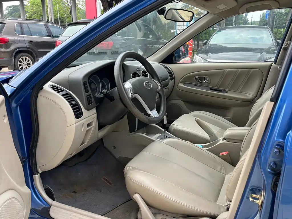 V3 Lingyue 2010 1.5L CVT Flagship Edition
