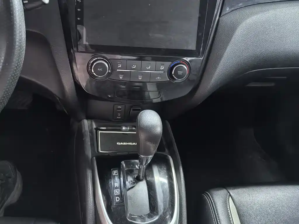 Nissan Qashqai 2016 2.0L CVT Elite
