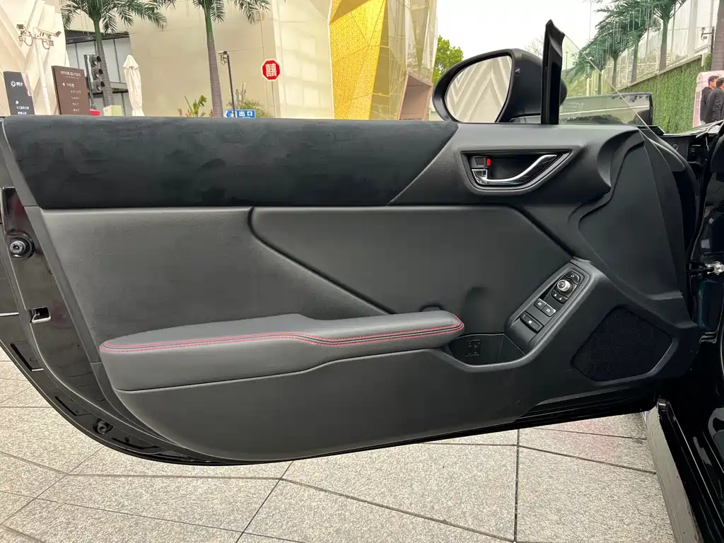 Subaru BRZ 2022 2.4L Manual