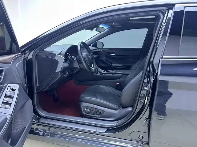 Toyota Avalon 2023 2.0L Zhenxuan Edition
