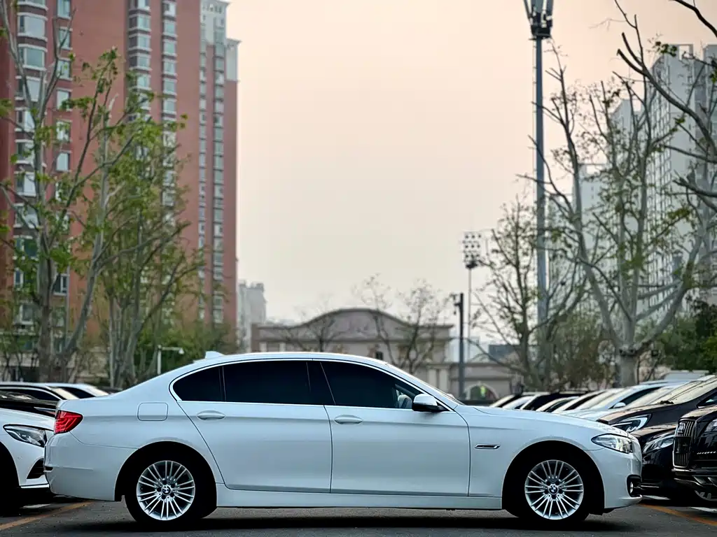 BMW 5 Series 2014 525Li xDrive Luxury Line