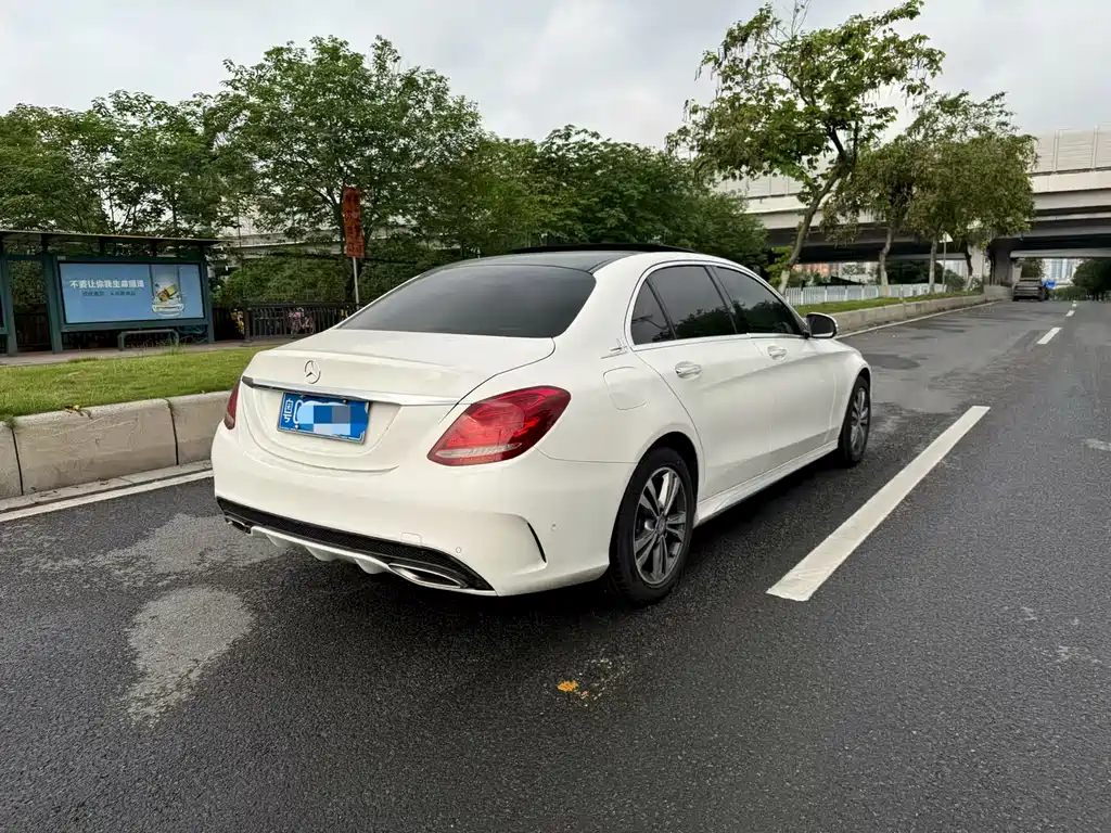 Mercedes-Benz C-Class 2015 Facelift C 200 L Sport
