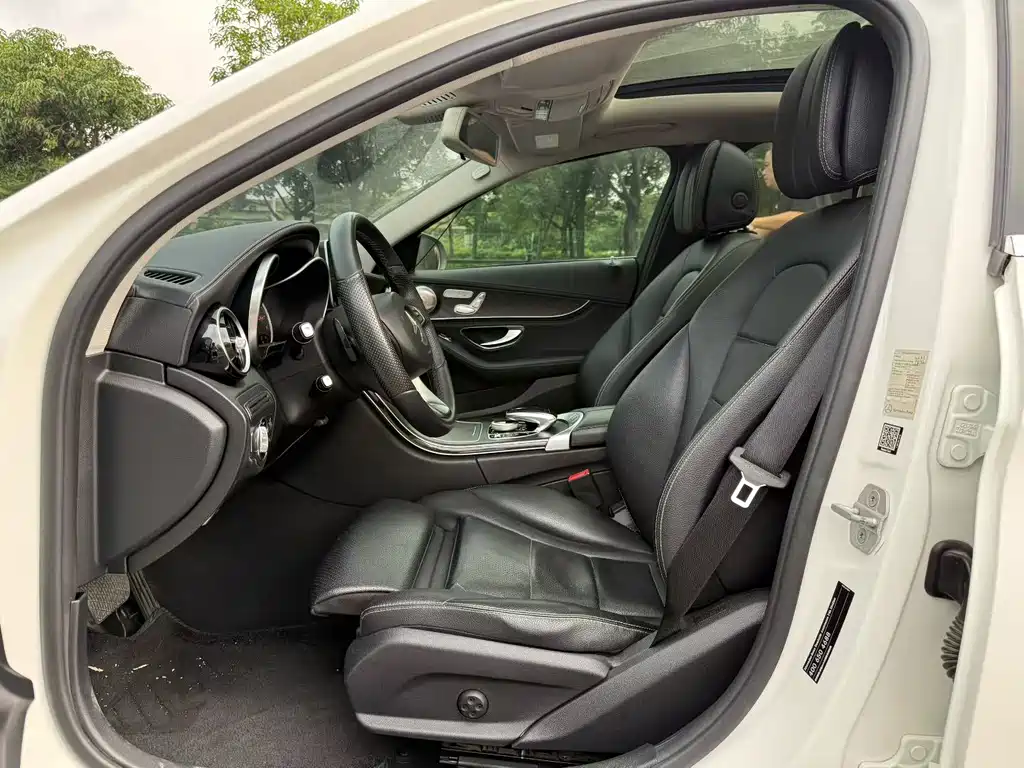 Mercedes-Benz C-Class 2015 Facelift C 200 L Sport