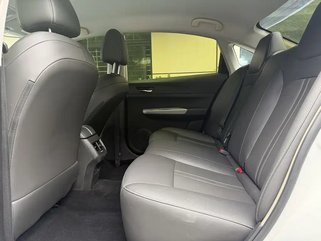 Dongfeng Fengshen E70 2021 Facelift 500 Chaoxiang Edition