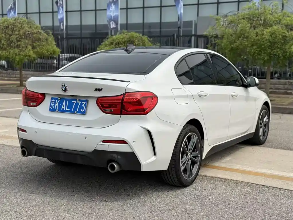 BMW 1 Series 2023 120i M Sport