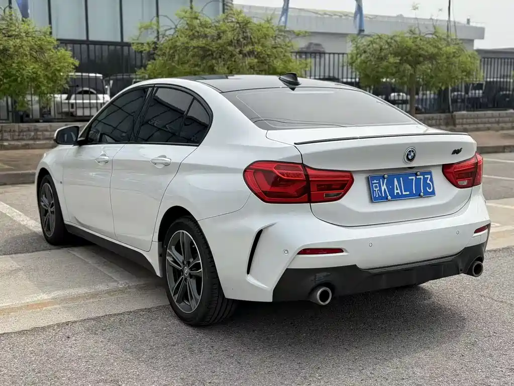 BMW 1 Series 2023 120i M Sport