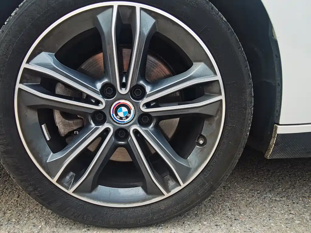 BMW 1 Series 2023 120i M Sport