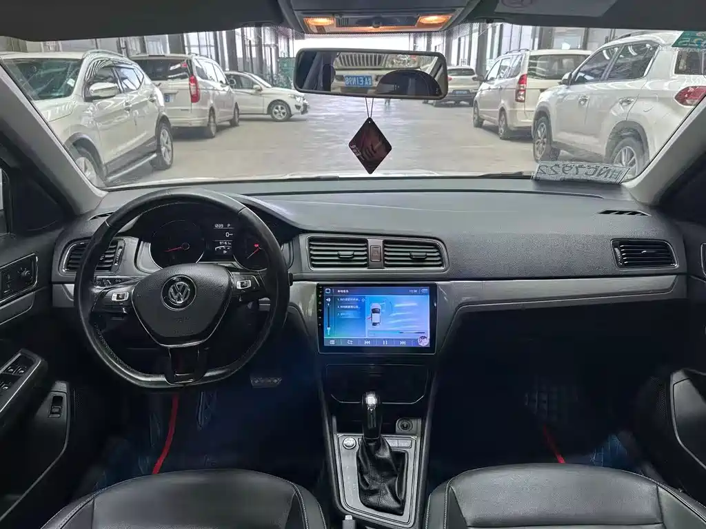 Volkswagen Lavida 2017 1.6L Automatic Comfort Edition