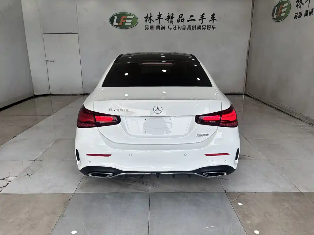 Mercedes-Benz A-Class 2025 A 200 L Fashion Edition