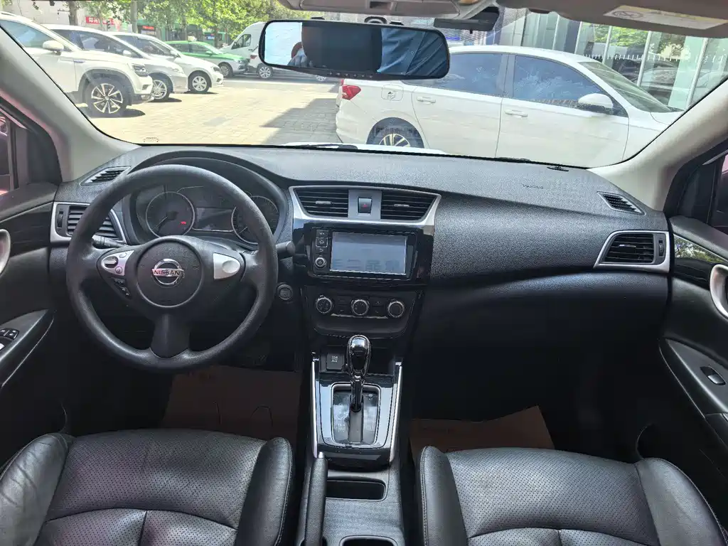 Nissan Sylphy 2016 1.6XL CVT Premium Edition
